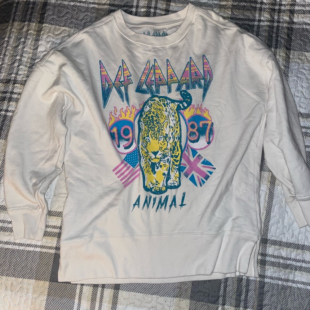 Graphic Cream Sweater